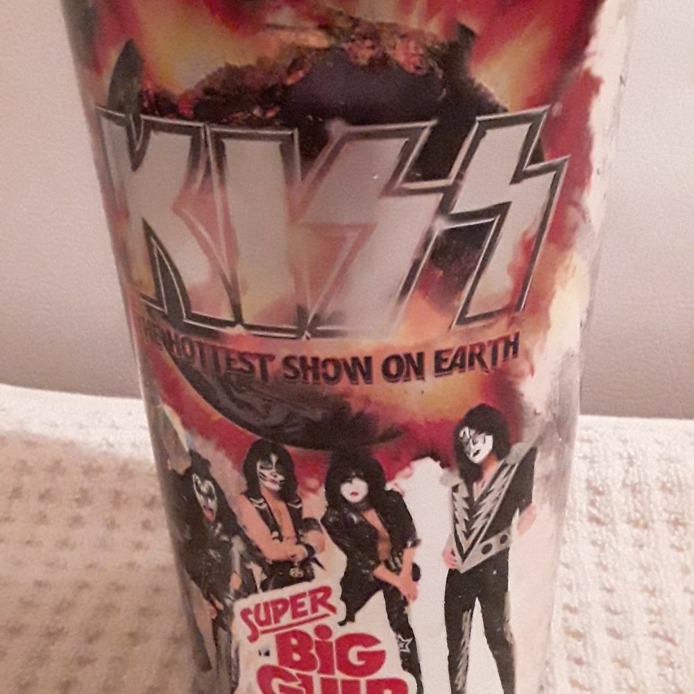 Vintage 2010 KISS Band Set Of 4 7-11 Hard Cups No Lids